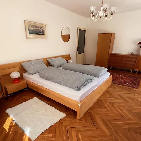 Daire Dum Skala Ridelov